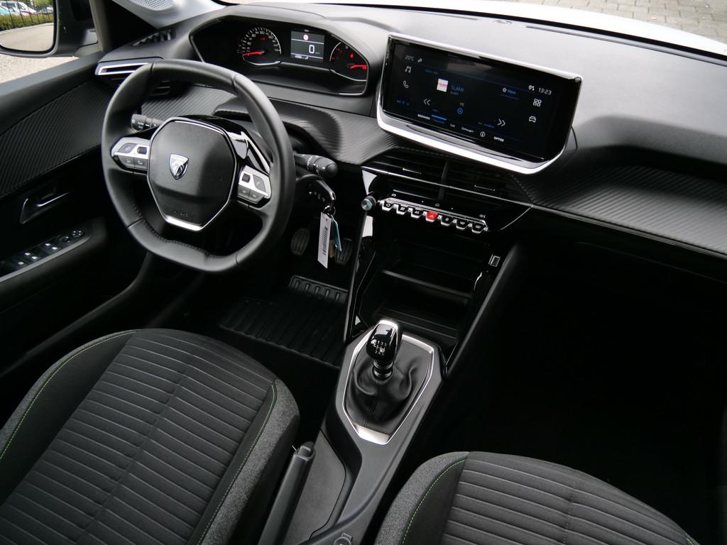 Peugeot 208 1.2 PureTech 100 Active Apple Carplay / DAB / Cr, Auto's, Voorwielaandrijving, Wit, Handgeschakeld, 19 km/l