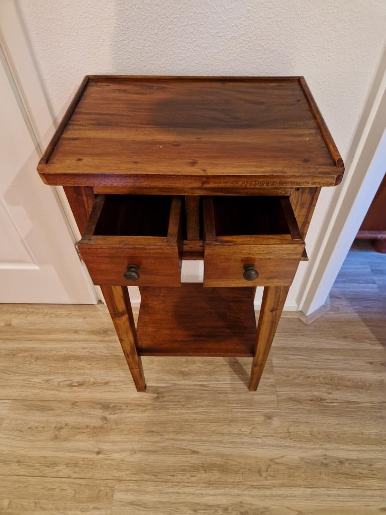 Leuke bijzettafel, Ophalen of Verzenden, Rechthoekig, Minder dan 55 cm, Minder dan 45 cm