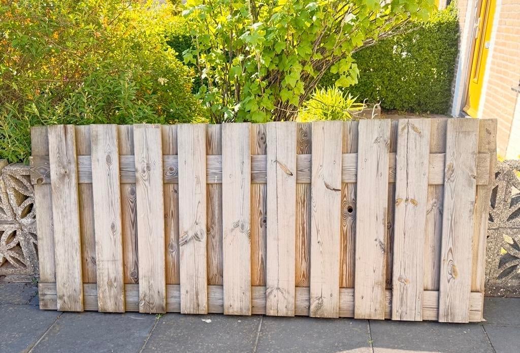 Tuinschutting met poort, 1 tot 2 meter, 6 meter of meer, Ophalen of Verzenden, Zo goed als nieuw