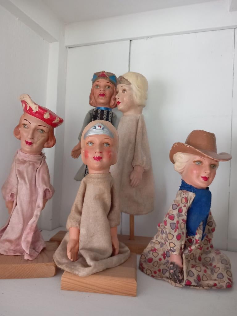 Antieke handpoppen, uniek, Ophalen