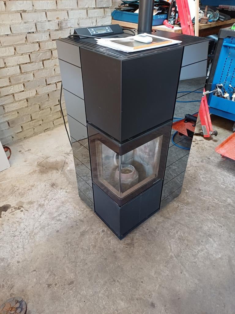 Palazzetti Pelletkachel Ecofire Eldora 9.1 kW, Ophalen, Zo goed als nieuw, Vrijstaande haard