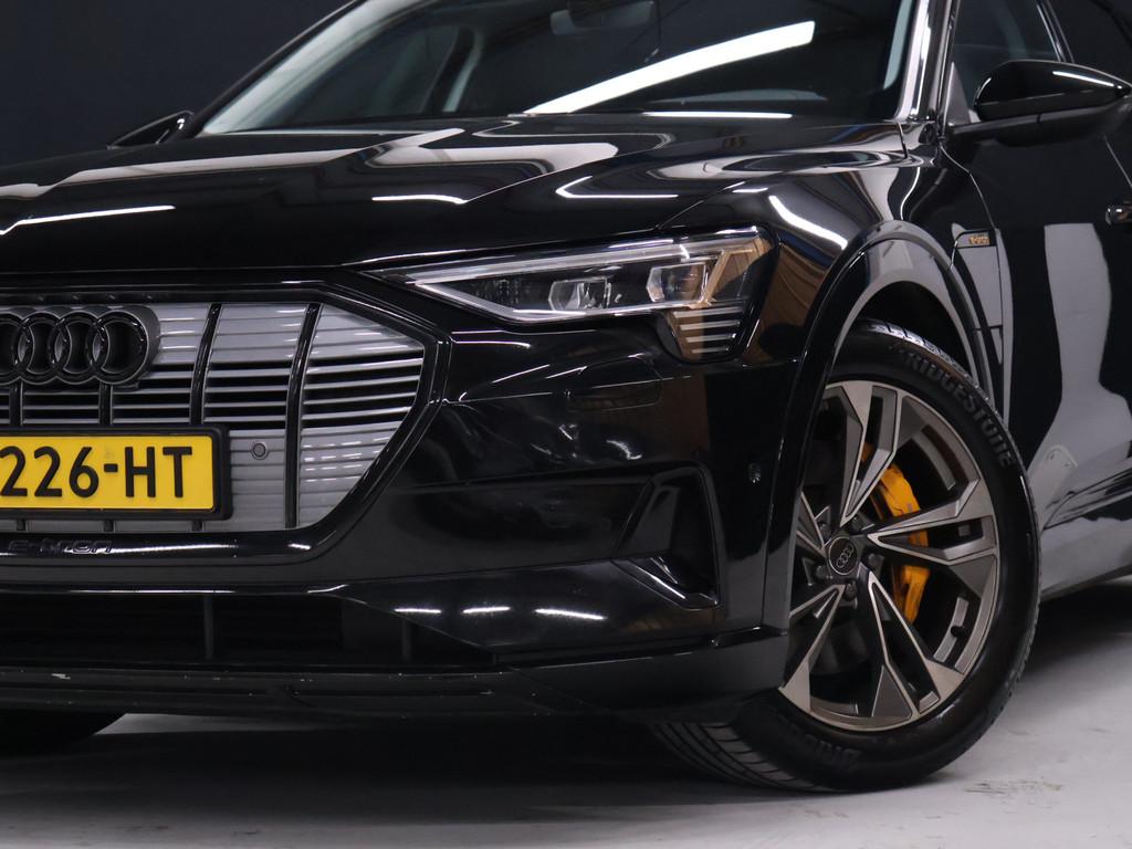 Audi e-tron e-tron 55 quattro 95 kWh [LUCHTVERING, MEMORY SE, Automaat, Zwart, 95 kWh, 360 pk