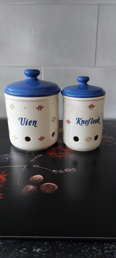 Uien en Knoflook pot, Gebruikt, Ophalen of Verzenden, Voorraadpot, Steen/keramiek