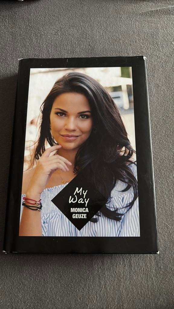 Monica geuze boek deel 1, Ophalen of Verzenden, Gelezen, Overige onderwerpen