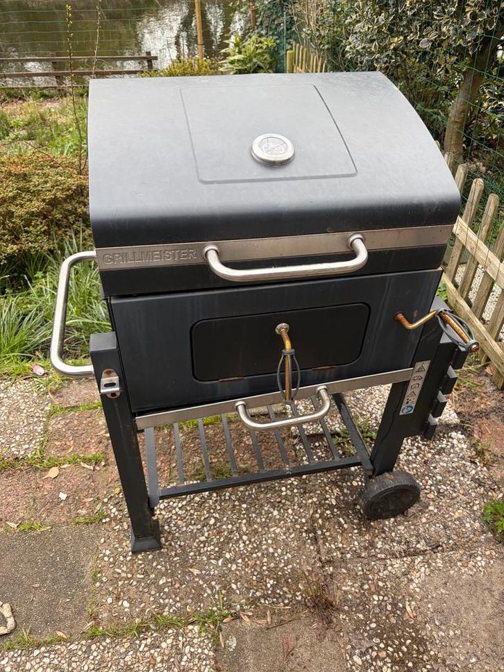 Grillmeister houtskool barbecue, Tuin en Terras, Houtskoolbarbecues, Gebruikt, Ophalen