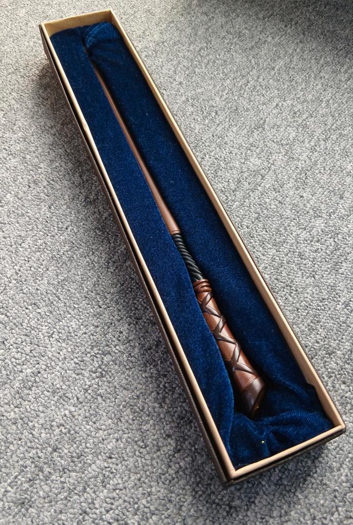 Harry potter toverstaf wand George Weasley, Verzamelen, Harry Potter, Zo goed als nieuw, Replica, Ophalen of Verzenden