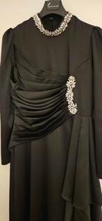 Zwarte  gala / Avondjurk maat 42 / 44, Kleding | Dames, Galajurk, Zwart, Maat 42/44 (L), Ophalen of Verzenden