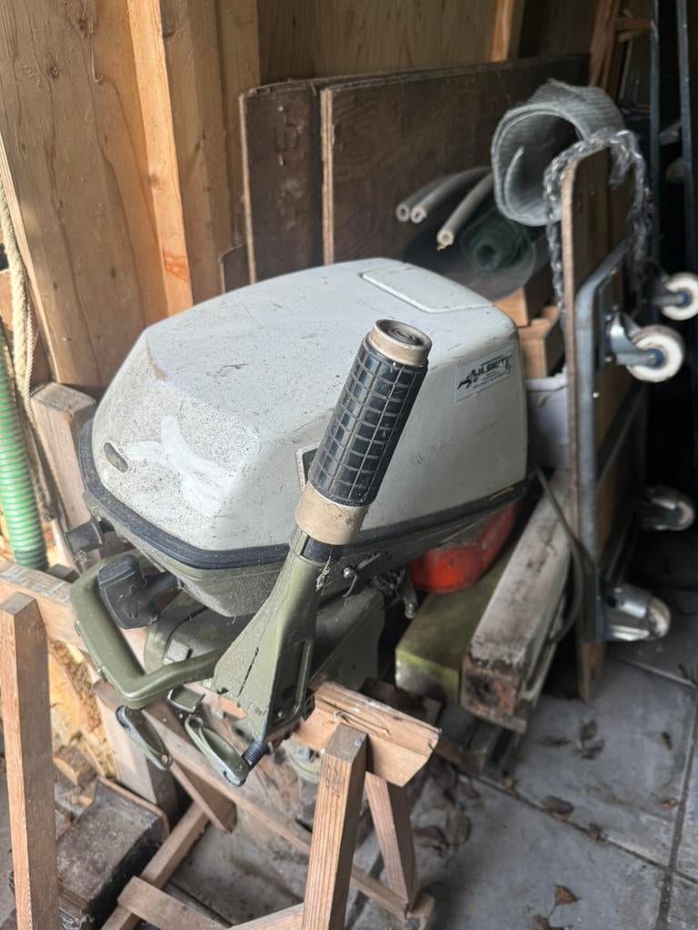 6pk johnson buitenboordmotor, Watersport en Boten, Ophalen of Verzenden, Zo goed als nieuw