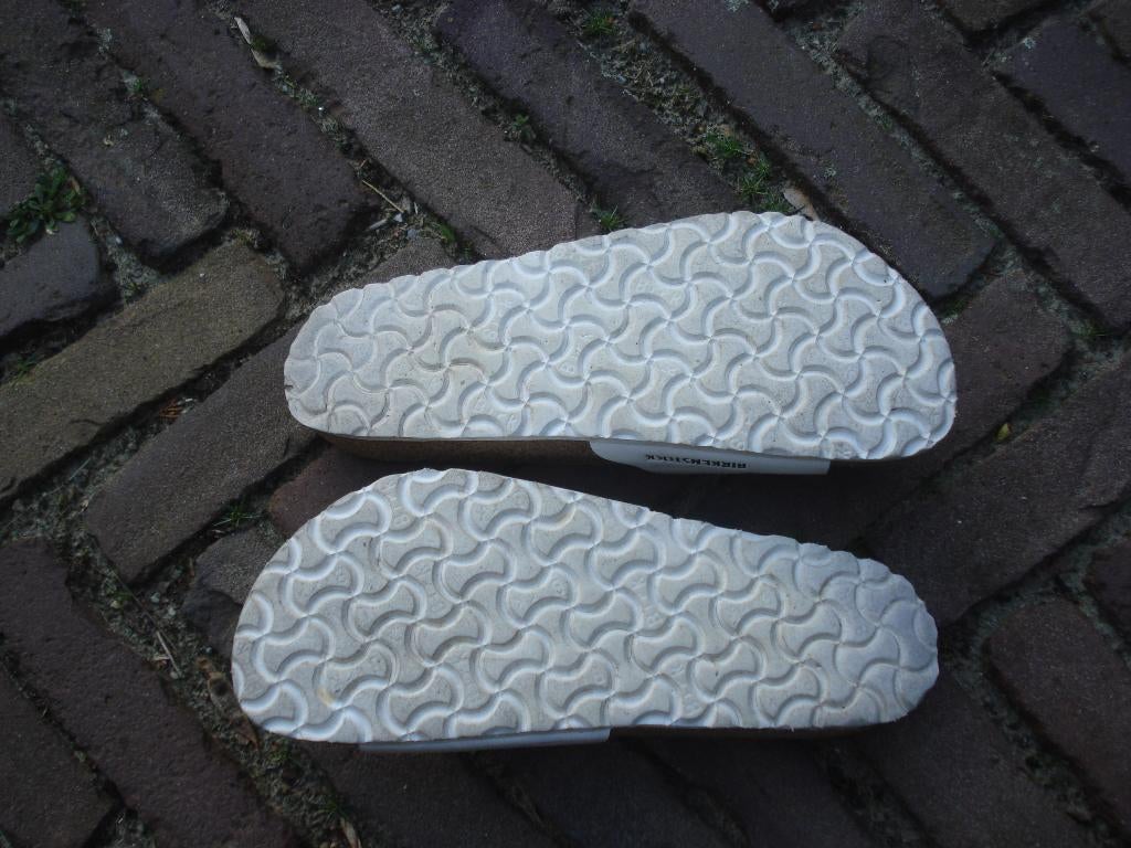 BIRKENSTOCK MADRID WIT 40 NIEUW GRATIS VERZENDING PER POST, Verzenden, Wit, Nieuw, Slippers