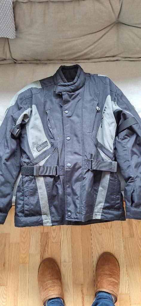 Te Koop dames motorjas met uitneembare binnenvoering, Ophalen, Zwart, Zo goed als nieuw, Revit