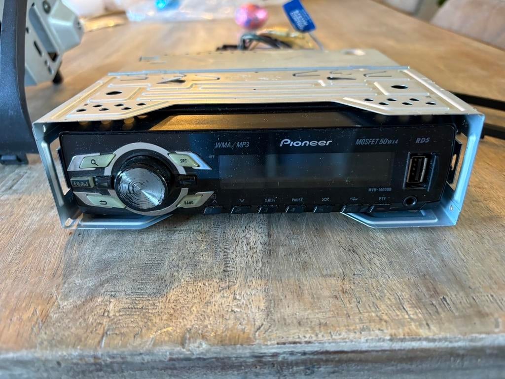 Suzuki Swift 2005 radio inclusief paneel, Ophalen of Verzenden, Gebruikt