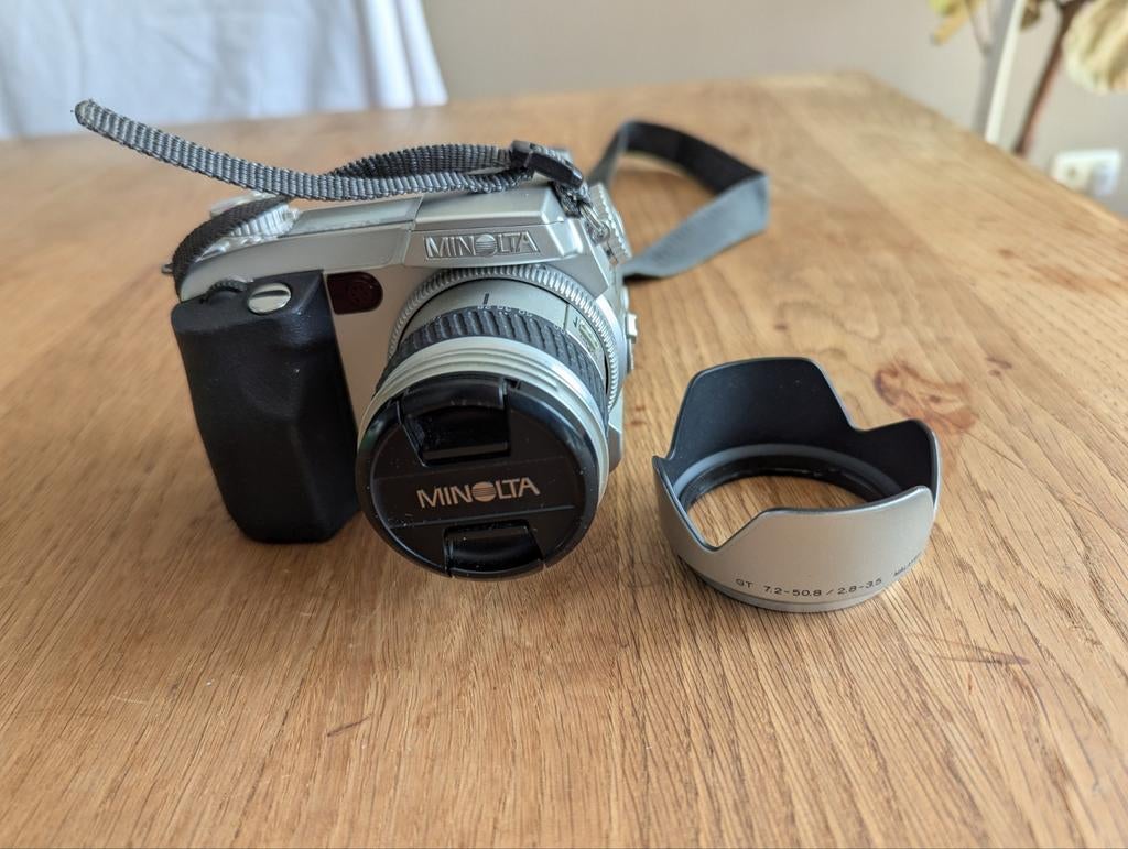 Minolta DIMAGE 7i, Ophalen of Verzenden, Spiegelreflex, Minolta, Geen optische zoom