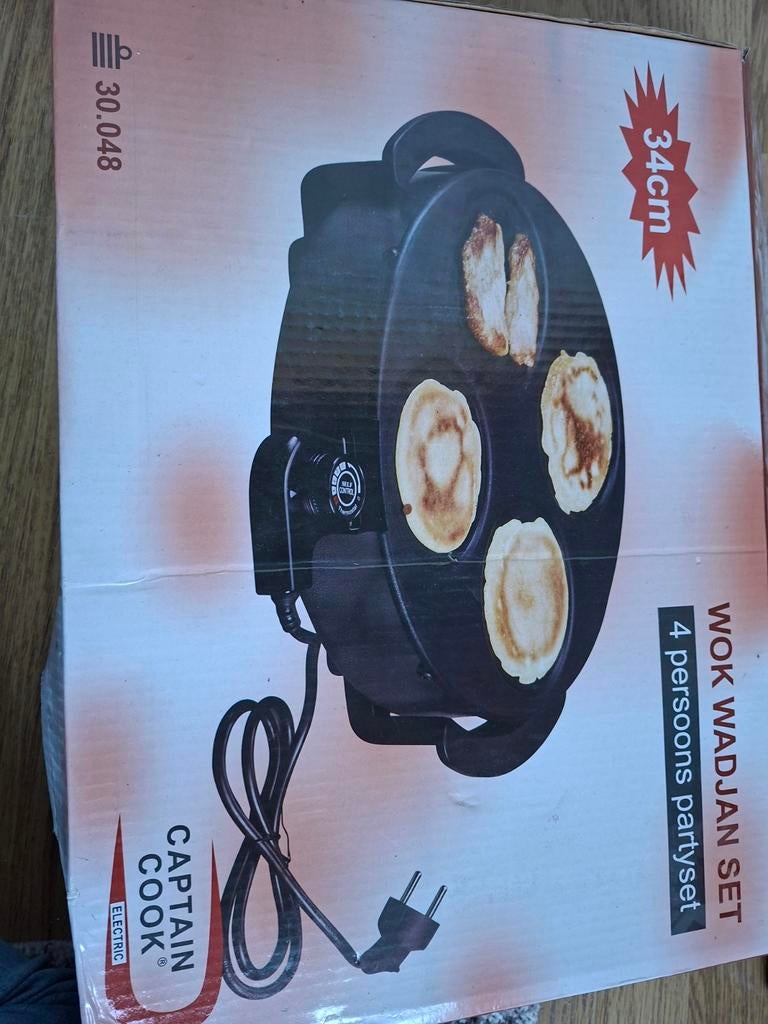 Captain Cook Wok Wadjan Set - 4 persoons partyset, Witgoed en Apparatuur, Gourmetstellen, Ophalen of Verzenden, Nieuw, 4 t/m 7 personen