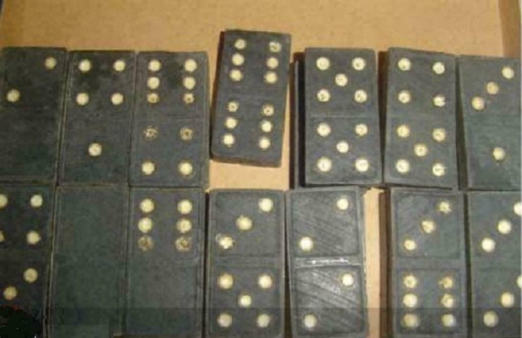 Oude domino stenen, Ophalen of Verzenden