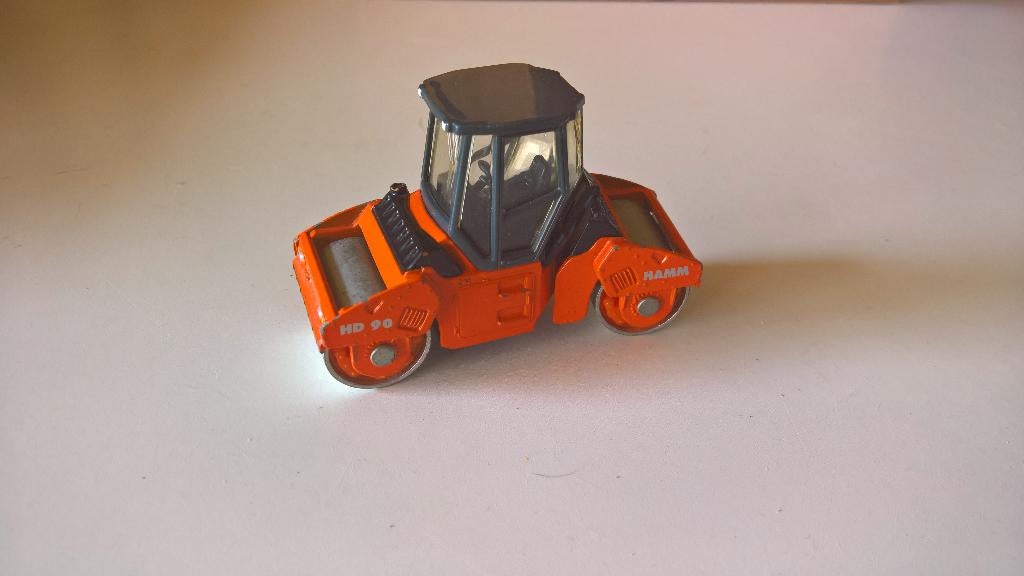 Siku Road Roller Wals 1/87. Hamm HD90, Ophalen of Verzenden, Zo goed als nieuw, Hijskraan, Tractor of Landbouw, SIKU