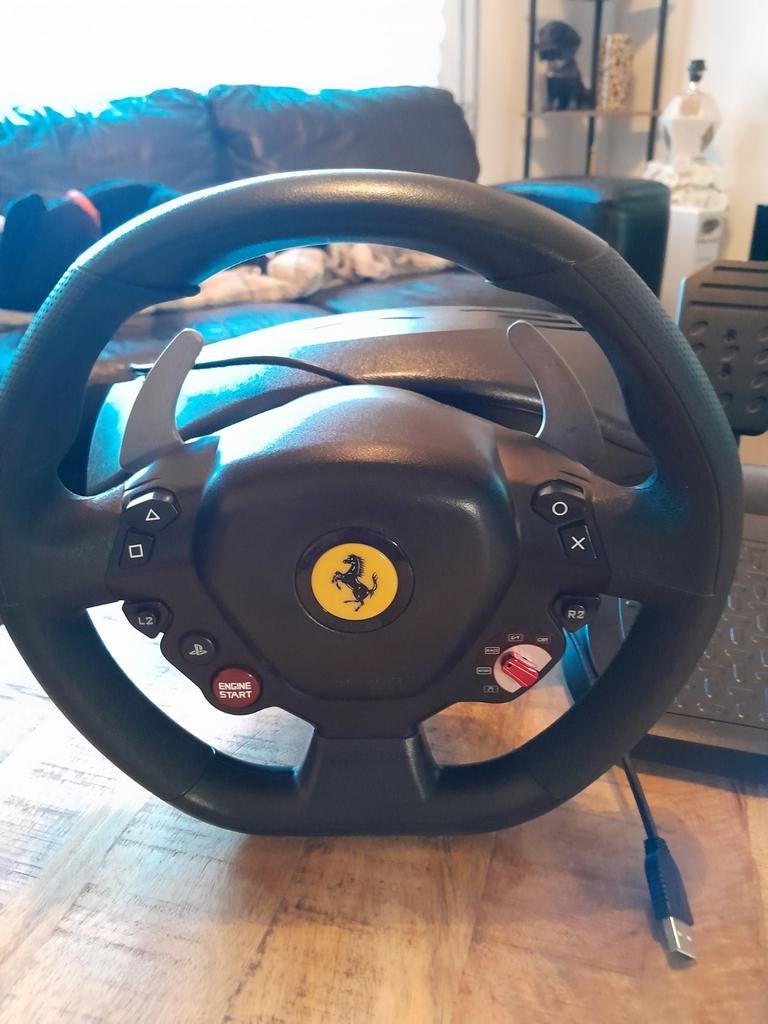 Thrustmaster Ferrari racestuur met pedalen voor, Ophalen of Verzenden