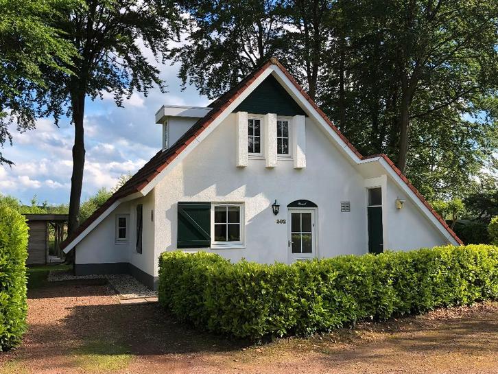 Bungalow op Landgoed bij Emmen (Exloo), Huizen en Kamers, Huizen te huur, Drenthe, Vrijstaande woning, Direct bij eigenaar, A+
