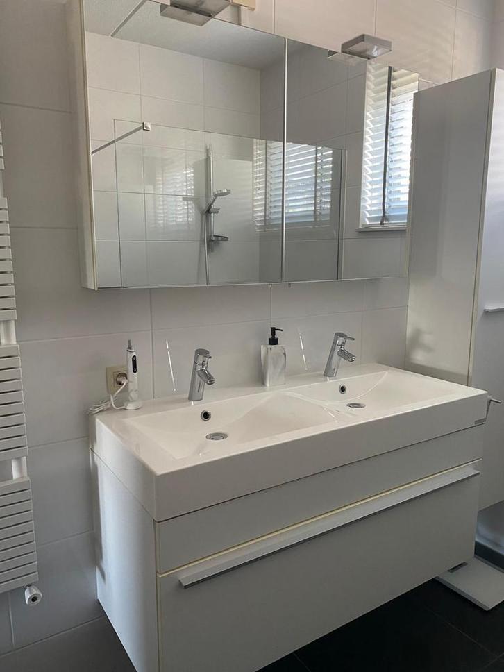 Detremmerie badkamer meubel  wastafel spiegelkast, Huis en Inrichting, Badkamer | Complete badkamers, Zo goed als nieuw, Ophalen