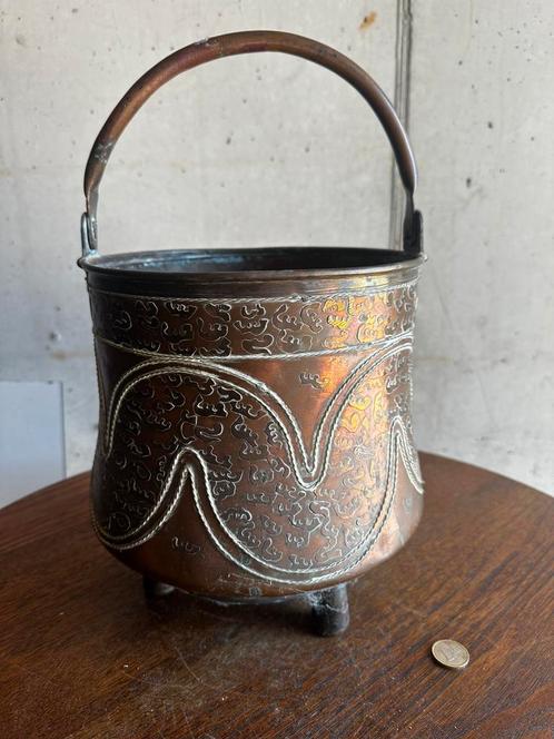 Oosterse bronzen ketel / rituele pot — ca. 1900-1950, Antiek en Kunst, Antiek | Koper en Brons, Brons, Ophalen of Verzenden