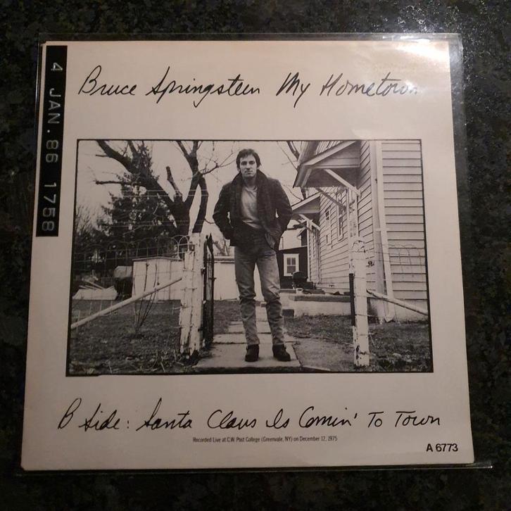 Bruce Springsteen - My hometown / Sante Claus is comin to, Cd's en Dvd's, Vinyl Singles, Gebruikt, Pop, Ophalen of Verzenden