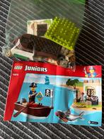 Lego Juniors 10679 Piratenschat Eiland, Ophalen of Verzenden, Zo goed als nieuw, Complete set, Lego