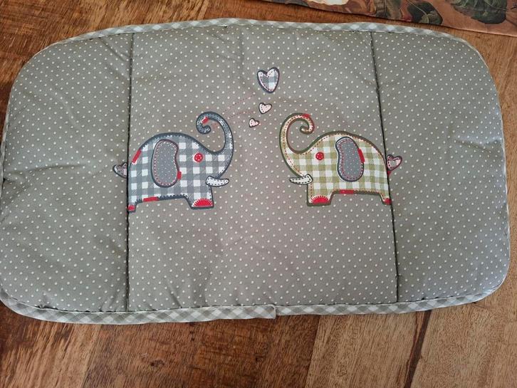 Kussenset Olifantjes kinderstoel zgan, Kinderen en Baby's, Kinderstoelen, Zo goed als nieuw, Overige typen, Verzenden