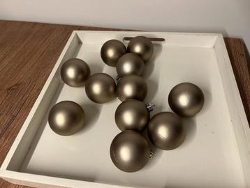 11 Kerstballen goud / bruin Kunststof beschikbaar voor biedingen