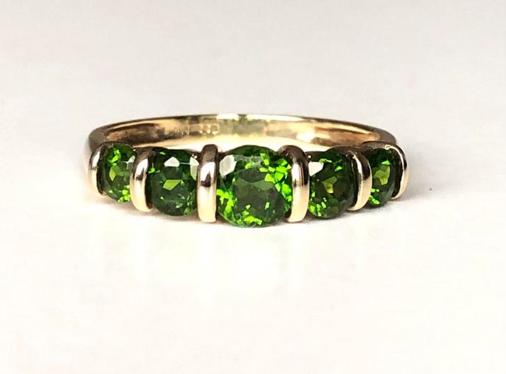AnnaNina Vintage gouden ring diopside diopsiet maat 18, Sieraden, Tassen en Uiterlijk, Ringen, Zo goed als nieuw, Dame, 18 tot 19