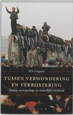 Wil Uitgeest Tussen verwondering en verbijstering, Ophalen of Verzenden, Nieuw