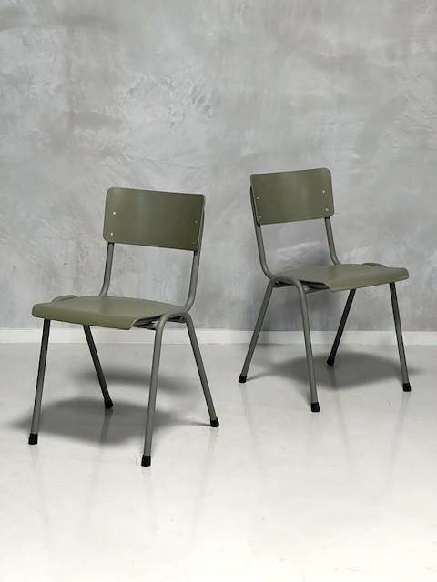 Retro eettafelstoelen nieuw cementgrijs groen prijs p/stuk, Huis en Inrichting, Stoelen, Nieuw, Vijf, Zes of meer stoelen, Kunststof