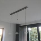 Moderne hanglamp met 3 glazen kappen, Huis en Inrichting, Lampen | Hanglampen, Ophalen, Zo goed als nieuw, Glas, 75 cm of meer