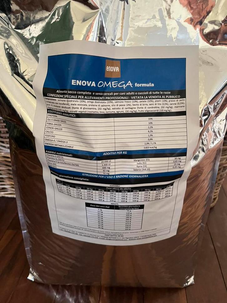 Enova omega Vis brokken 20 kilo, Dieren en Toebehoren, Hondenvoerbakken en Drinkbakken, Nieuw, Ophalen