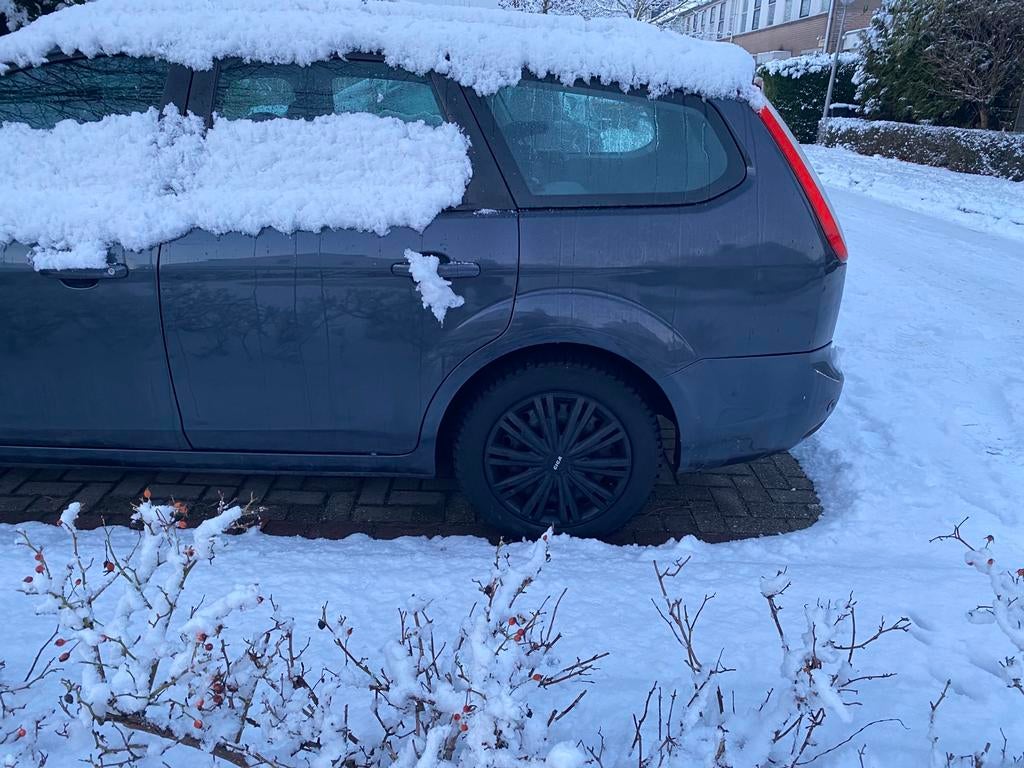 Winterbanden op velg + sneeuwkettingen, Auto diversen, Sneeuwkettingen, Ophalen, Gebruikt