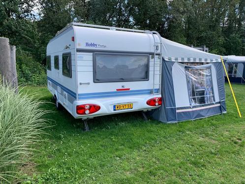 Hobby prestige 495, Caravans en Kamperen, Caravans, Particulier, tot en met 4, 1250 - 1500 kg, Rondzit, Hobby, Frans bed, Omvormbare zithoek