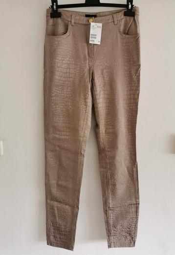 H&M satijnachtige broek mt. 40  beschikbaar voor biedingen