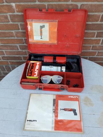 Hilti schiethamer DX 400 B voor ijzer en beton beschikbaar voor biedingen