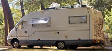Camper off grid