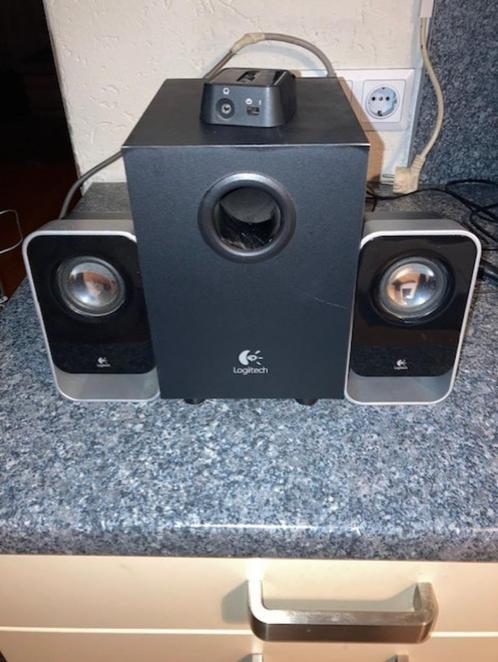 te koop: Logitech pc 2.1 speakerset, Computers en Software, Pc speakers, Zo goed als nieuw, Audiokanaal 2.1, Ophalen of Verzenden