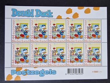 Vel persoonlijke postzegels Donald Duck. Postfris. beschikbaar voor biedingen