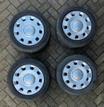 Fiat 500 winterbanden set Nokian 175/65/14 incl wieldop 2018, Auto diversen, Wieldoppen, Ophalen of Verzenden, Zo goed als nieuw