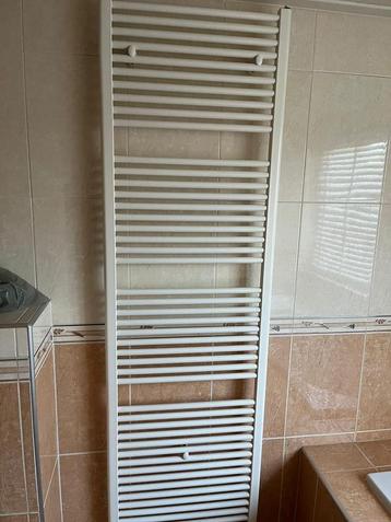 Handdoekradiator beschikbaar voor biedingen