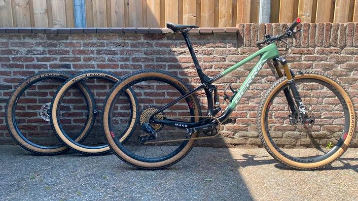 Berria Mako LTD project one, Fietsen en Brommers, Fietsen | Mountainbikes en ATB, Zo goed als nieuw, Overige merken, Fully, Ophalen