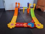 Toet toet Vtech brug met wegdelen, Kinderen en Baby's, Ophalen, Gebruikt