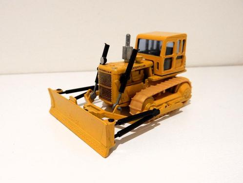 NZG CAT Caterpillar D4D bulldozer 1/50, Hobby en Vrije tijd, Modelauto's | 1:50, Zo goed als nieuw, Hijskraan, Tractor of Landbouw