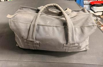 Gezocht ! Gereedschaptas KLU beschikbaar voor biedingen