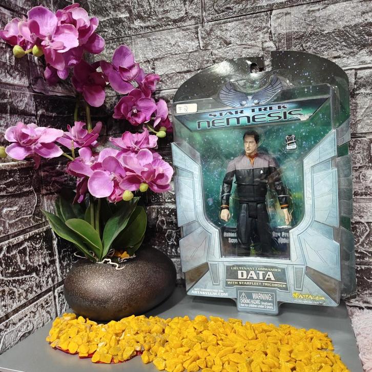 Artasylum star trek nemesis data mint op kaart, Verzamelen, Poppetjes en Figuurtjes, Nieuw, Ophalen of Verzenden