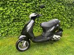 Zwarte Piaggio Zip - Betrouwbaar, Blauw Kenteken, 4t, Ophalen, Gebruikt, Zip, Benzine