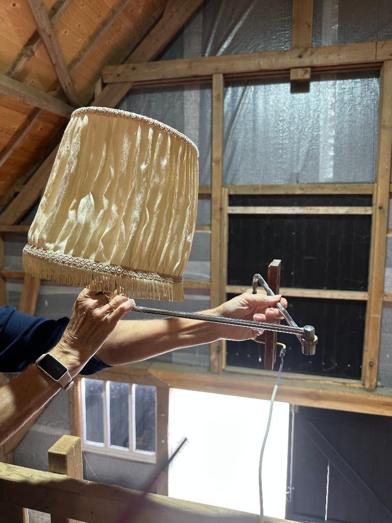 Vintage wandschemerlamp met draaibare ophangsteun, Huis en Inrichting, Lampen | Wandlampen, Gebruikt, Ophalen