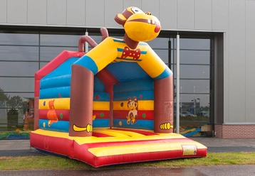 Springkussen aap te huur! Vanaf €65,- inclusief op en afbouw beschikbaar voor biedingen
