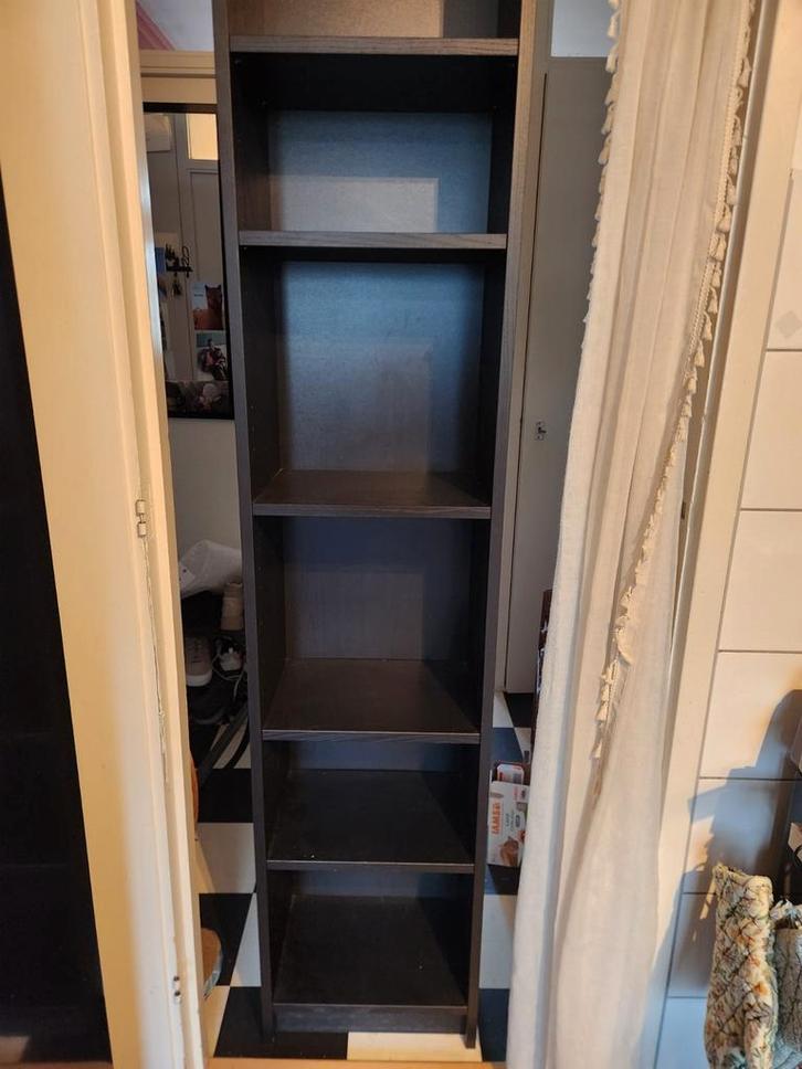 Ikea Billy Boekenkast - Zwart met verstelbare planken, Huis en Inrichting, Kasten | Boekenkasten, Zo goed als nieuw, Minder dan 50 cm